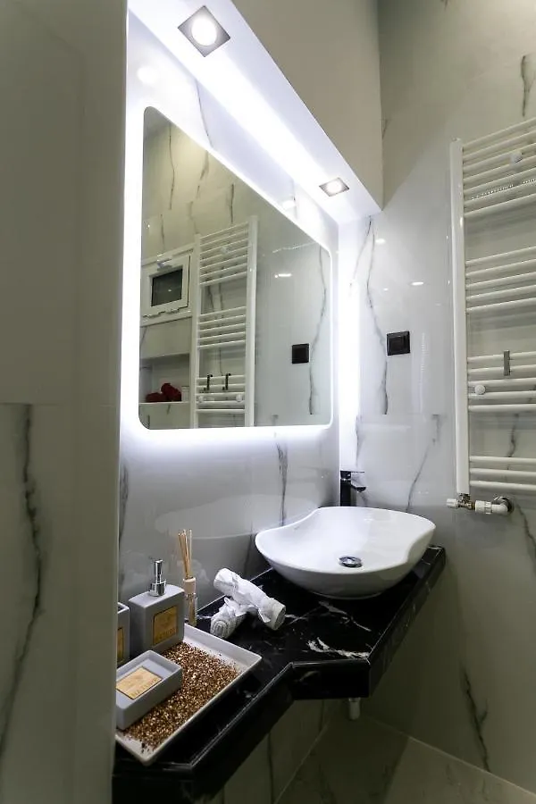 Near To White Tower 40Sqm , Gas Heating, Optical Fiber, 2Smart Tv, Private Entrance Apartamento Tessalónica Grécia